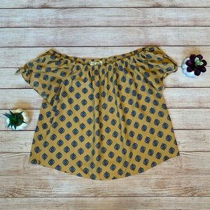 ✨5/$25✨ boho off the shoulder top